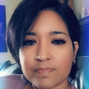 Meet your Posher, Liz